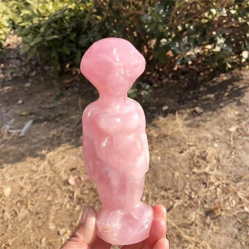 Statue d'alien en quartz rose  - Body Jewelry Europe avis et prix